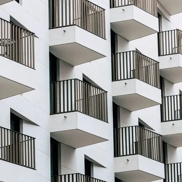 Saynètes au balcon